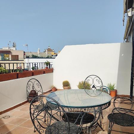 Lovely 1-Bedroom Loft With Terrace. Amazing View. Sevilla Eksteriør bilde
